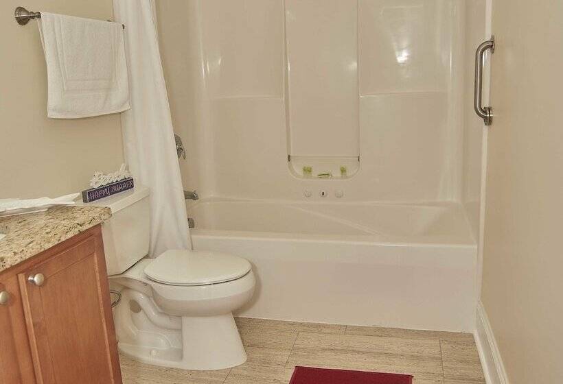 Люкс, Atlantic Breeze Suites