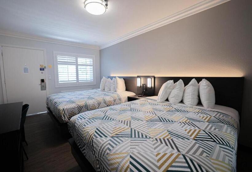 Номер Стандарт, Motel 6, Tustin, Orange County Ca