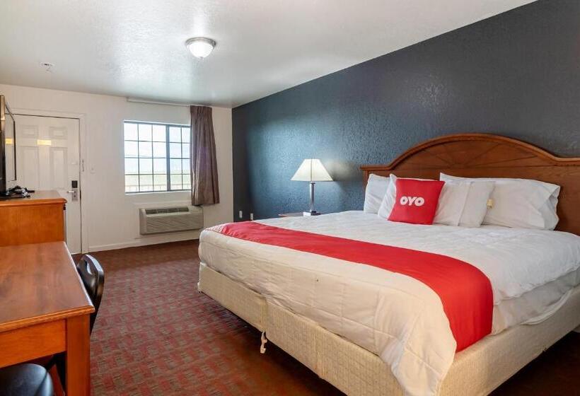 Стандартный Номер Кровать Кинг, OYO Hotel Pearsall I-35 East