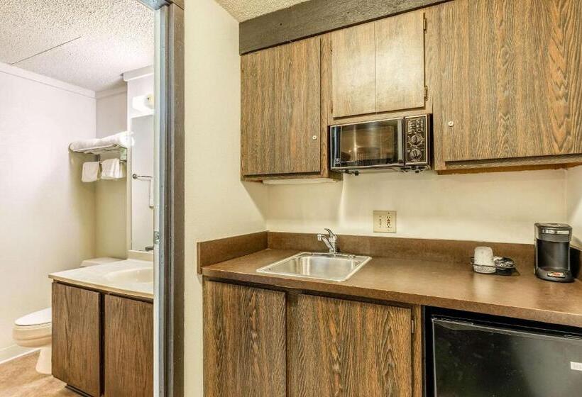 스위트, Value Inn Kenosha I 94   Exit 344