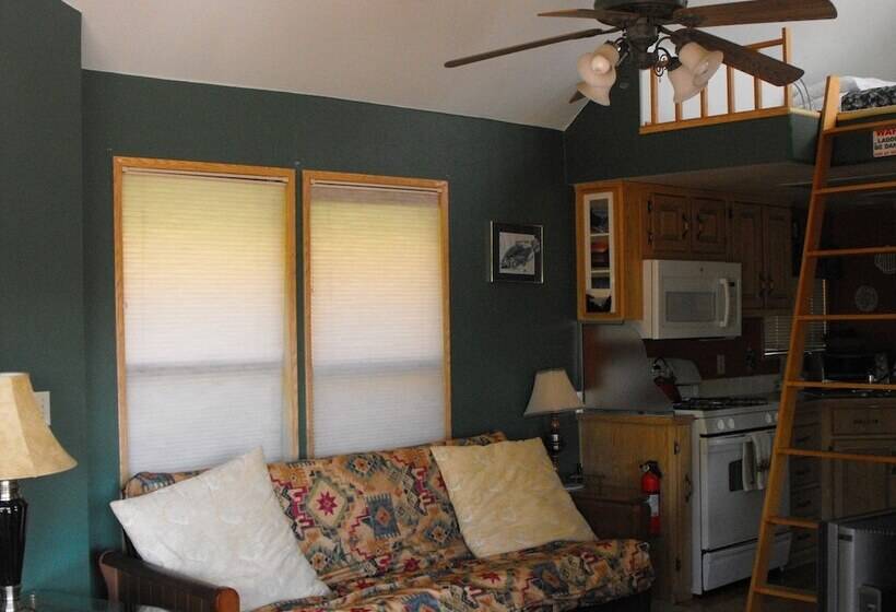 كابينة, Whaleshead Beach Resort