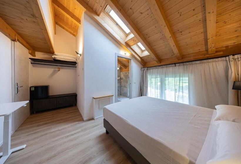 디럭스 룸, Agriturismo Sadira