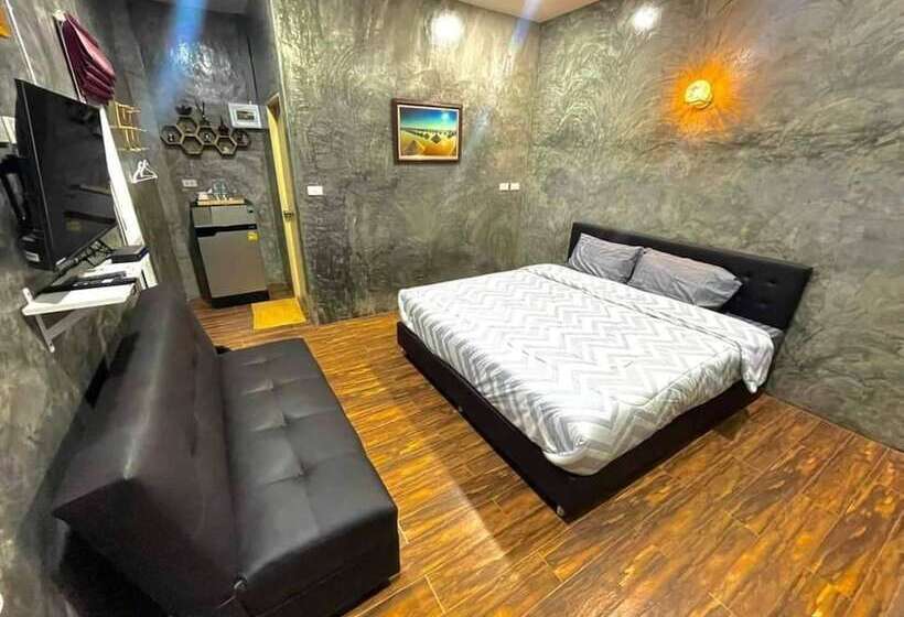 디럭스 룸, Toraneethai Homestay Amphawa