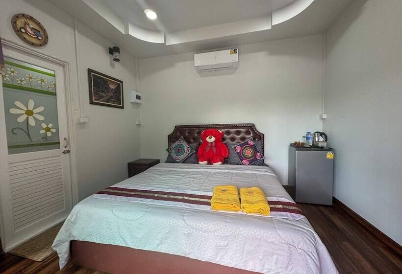 수피리어 룸, Toraneethai Homestay Amphawa