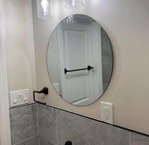 Номер Стандарт Совместная Ванная, Cozy Multi Level House Private Level A, Irvington Nj