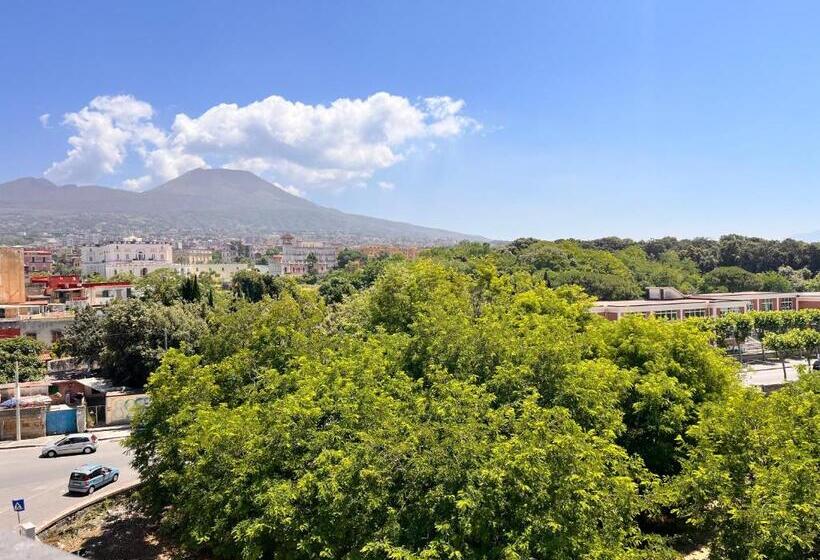 Четырехместный Номер Стандарт, Relais Villa Migliorini