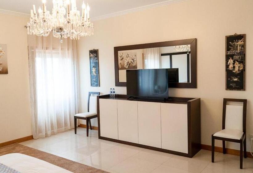 Номер Стандарт, Elegância & Carros