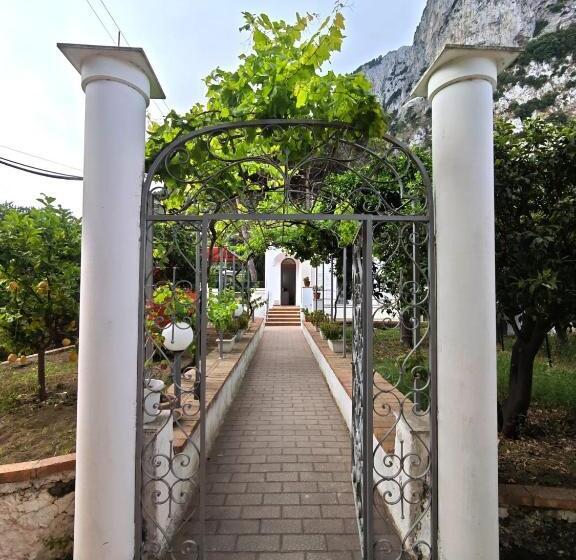 اتاق استاندارد با بالکن, Casa Ferraro