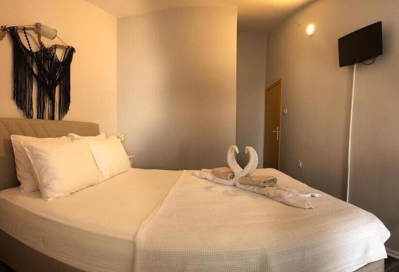 Triple Room Sea View, 4 Oda Butik Otel