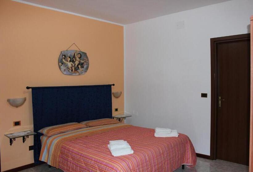 اتاق استاندارد, Antico Borgo