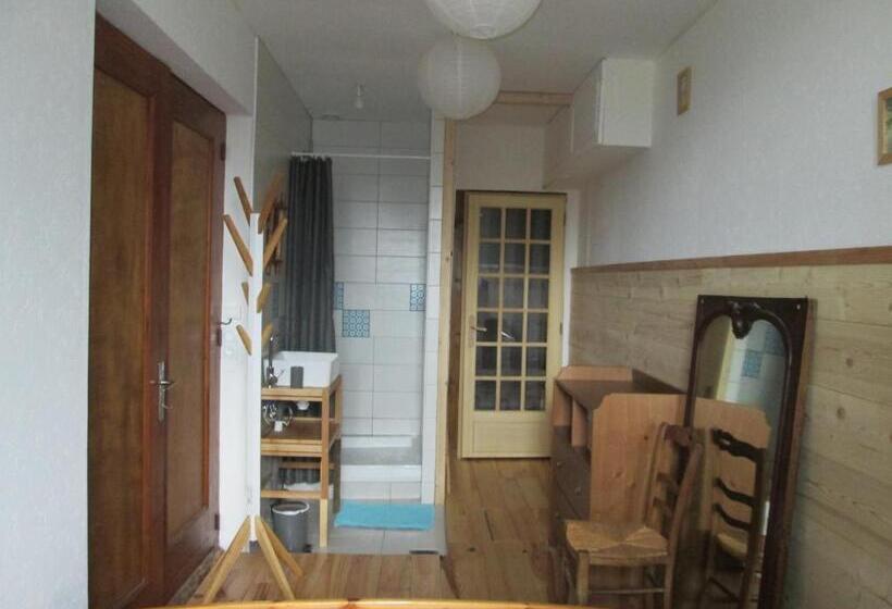 اتاق استاندارد چهار تخته, Le Chalet De La Conversaria