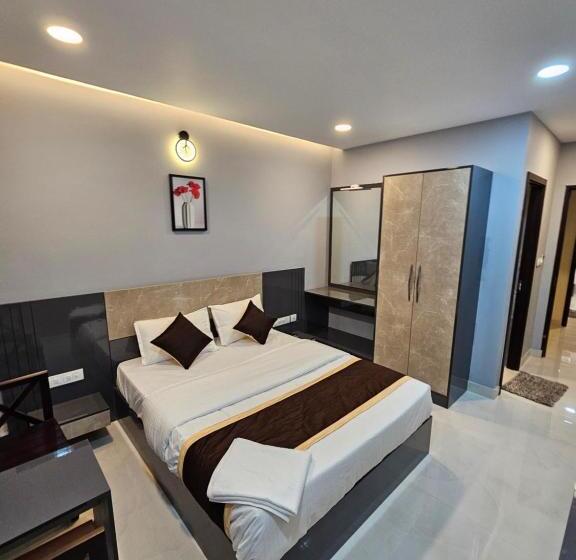 디럭스 룸, Thaal Residency Cheruvathur Hala Groups