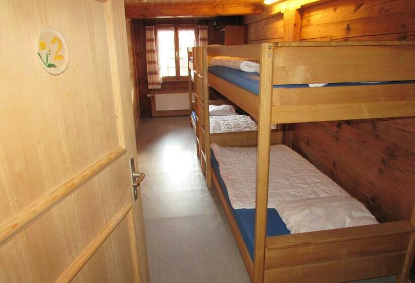 Кровать в Общей Комнате, Emme Lodge