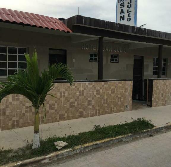 标准间, San Julio