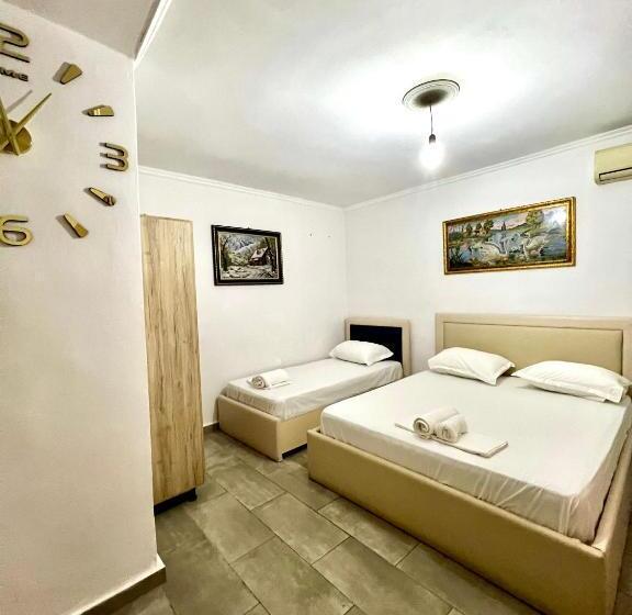 اتاق استاندارد با بالکن, Almer S Rooms