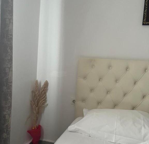 اتاق استاندارد, Almer S Rooms