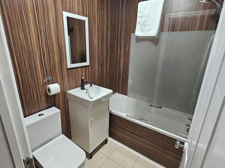 חדר משפחתי, Nysdill Hotel Norwich