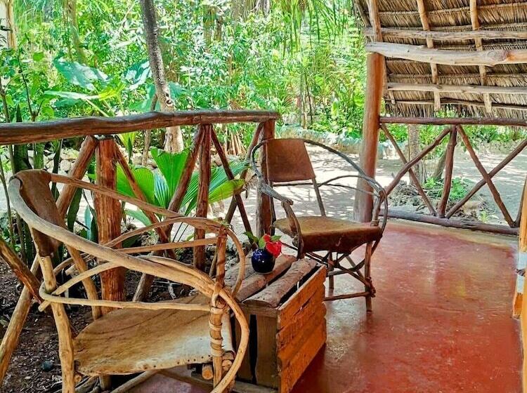 اتاق خانوادگی, Sagando Bungalows