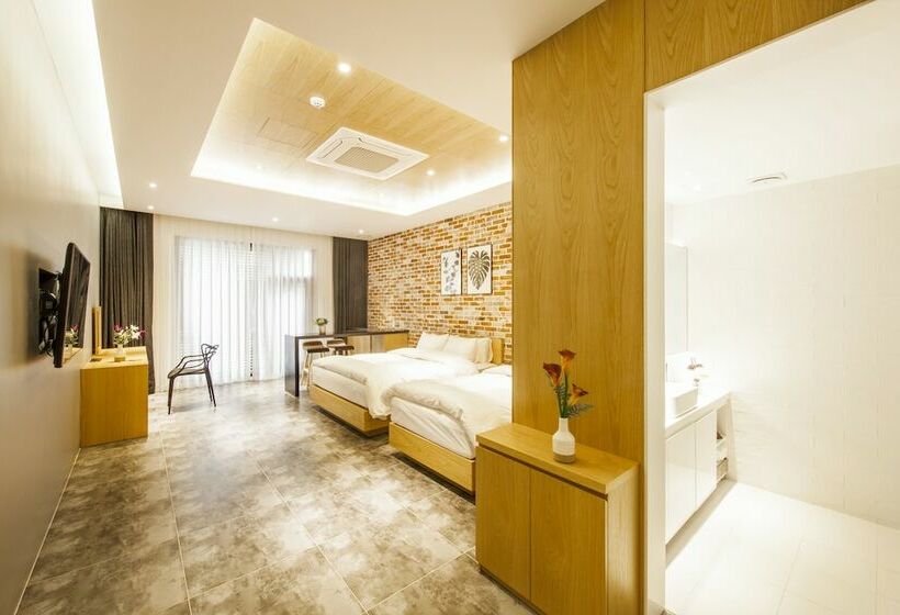 Номер Стандарт, Schweizer Dorf Cheonan