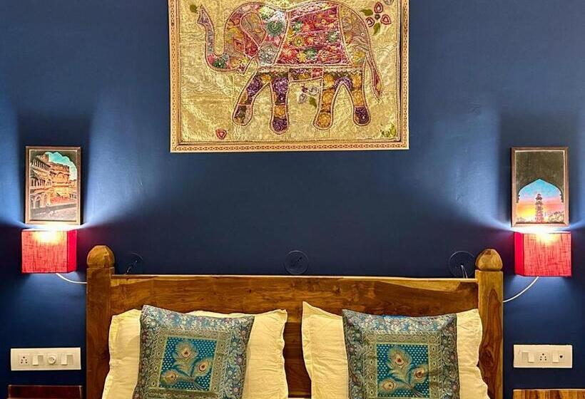 带阳台的豪华间, Bishnoi Heritage House