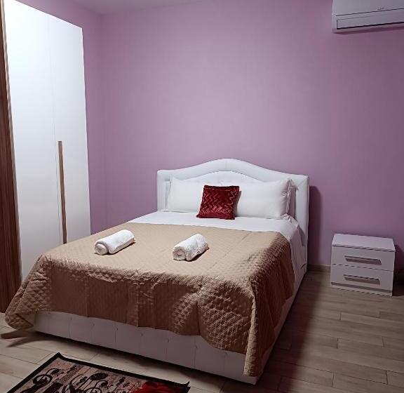 اتاق استاندارد, Locazione Turistica 2