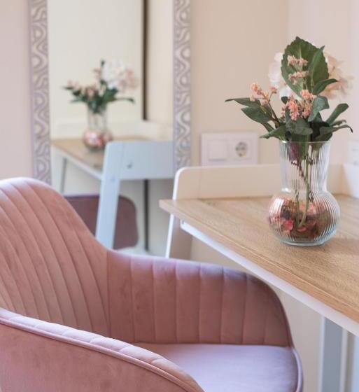 اتاق استاندارد با سرویس بهداشتی مشترک, Barcelona City Center Private Rooms