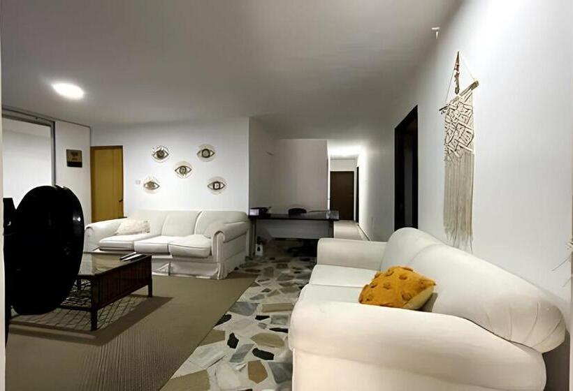 디럭스 스튜디오, Gl Hostal Habitacion Familiar
