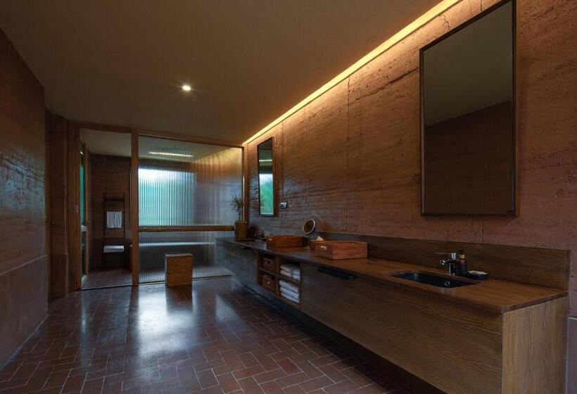 Семейный Номер Вид на Горы, Linden Centre Shaxi