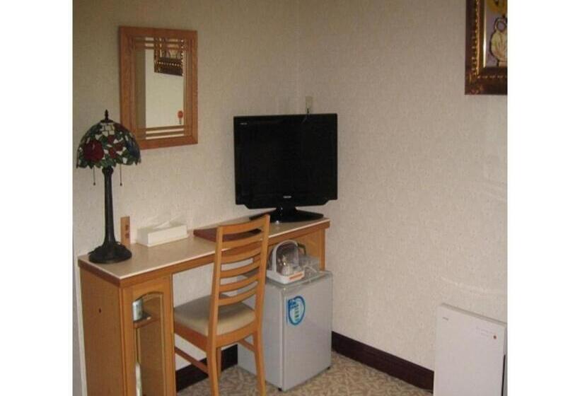Студия Стандарт, Nishikawaguchi Station Hotel   Vacation Stay 98567v