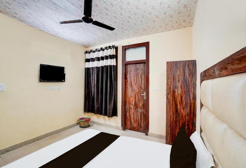 Номер Стандарт, Oyo 82482 Hotel Welcome