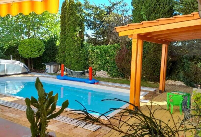스탠다드 룸, Canadian Style House With 3d Effect Pool