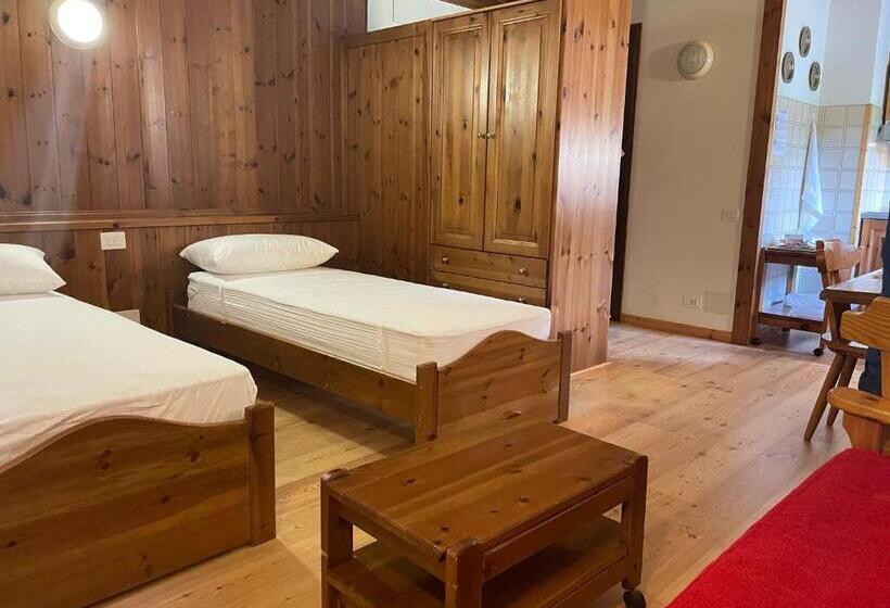 １階の１ベッドルームアパートメント, Chalet Scoiattolo Residence Sussy