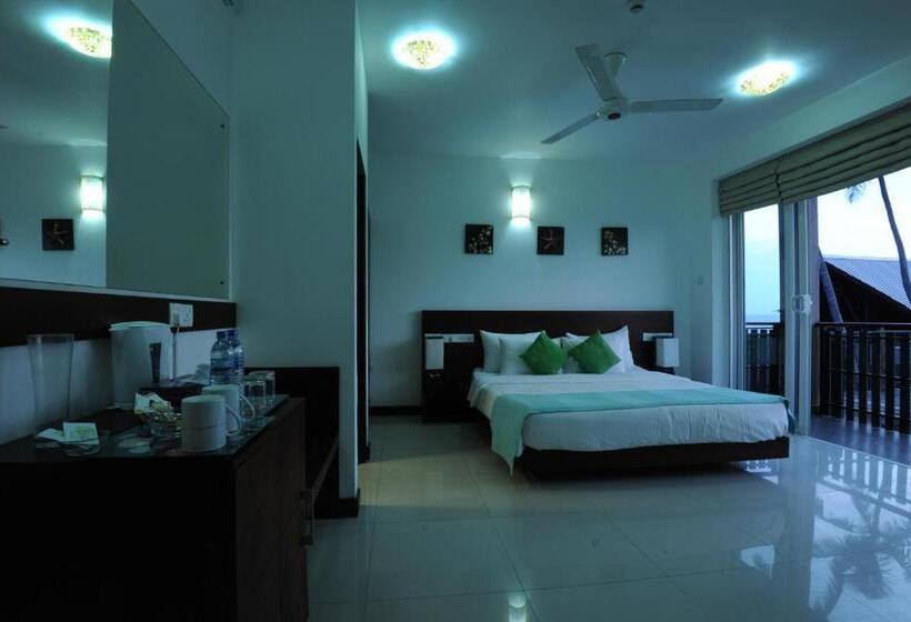 豪华海景房带阳台, Saprin Beach Resort