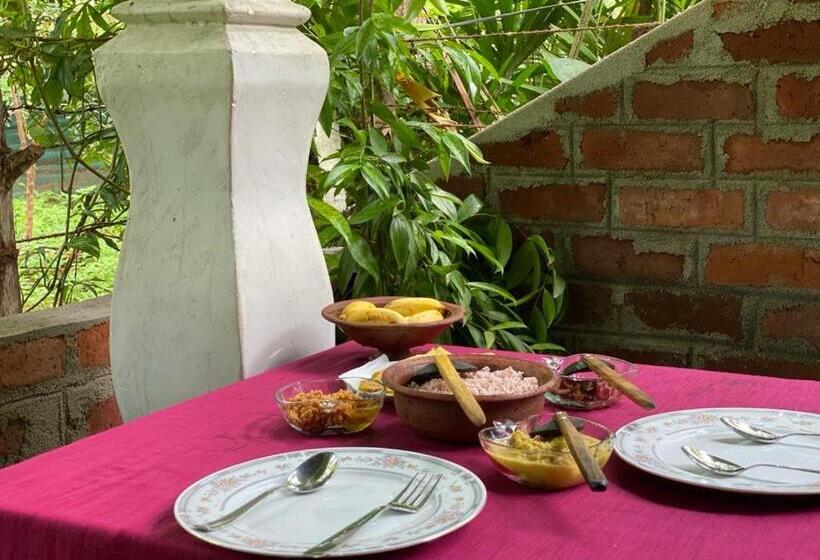اتاق استاندارد یک نفره, Forest Villa Nature Resort