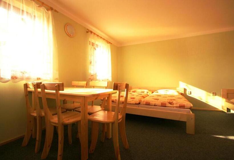 Апартаменты 1 Спальня, Ada Apartments