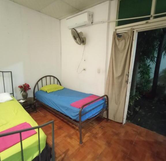 اتاق استاندارد, Hostal Ruinas De San Sebastián