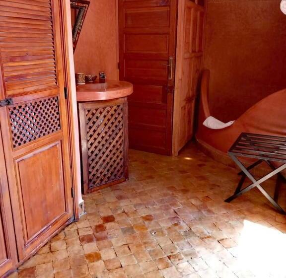 اتاق استاندارد, Les Bains De Fez Tara