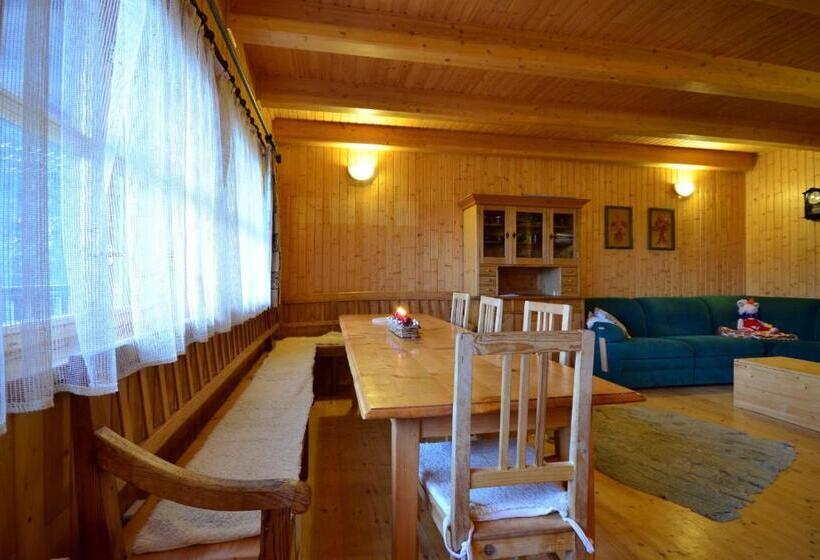 Шале 1 Спальня, Jirinka