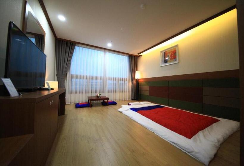 Номер Стандарт, Sacheon Grand Tourist