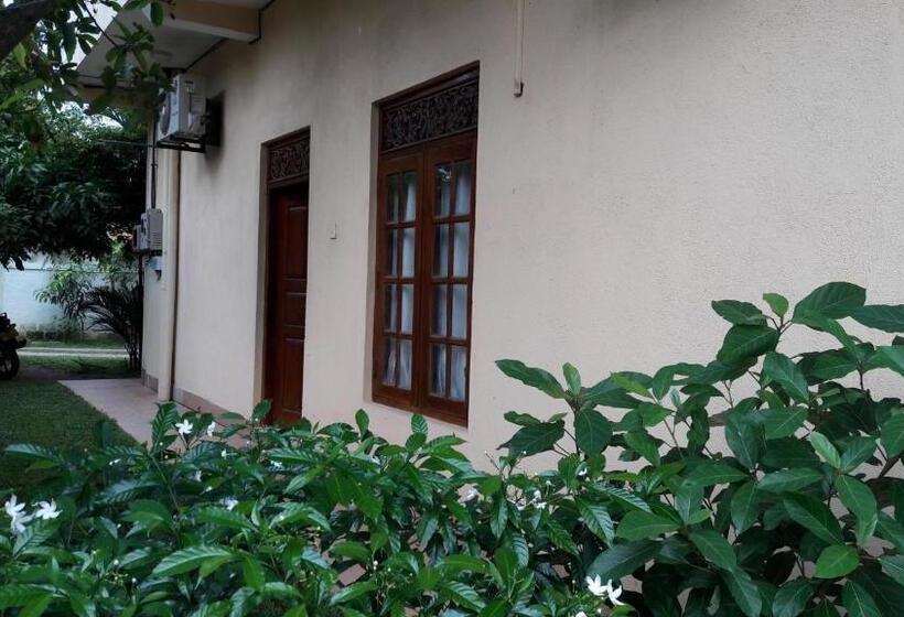 Апартаменты 1 Спальня Нижний Этаж, Sholay Villa
