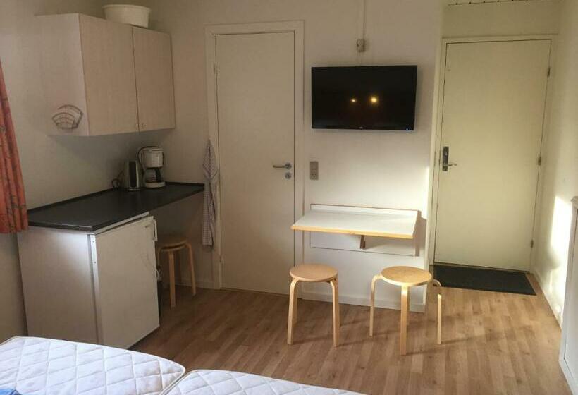 Номер Стандарт с Террасой, Lønstrup Egelunds Motel