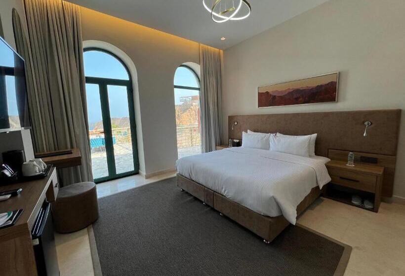 Villa 3 Makuuhuonetta, Dibba Mountain Park Resort