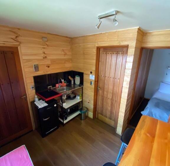 Standard Stúdió Szoba, French Andes Apart Hostel