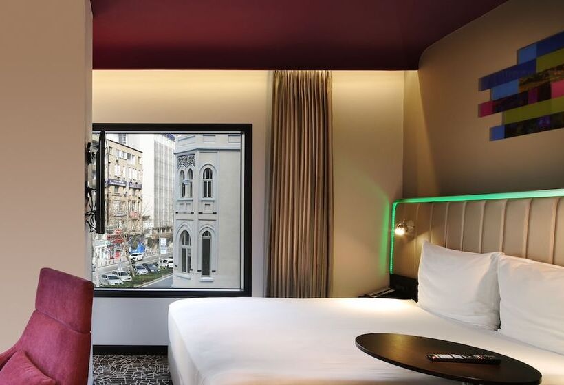 سوییت جونیور با چشم‌انداز دریا, Park Inn By Radisson Izmir