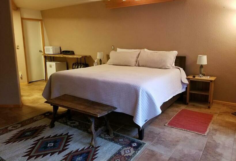 스위트 킹사이즈 침대, Kokopelli Inn