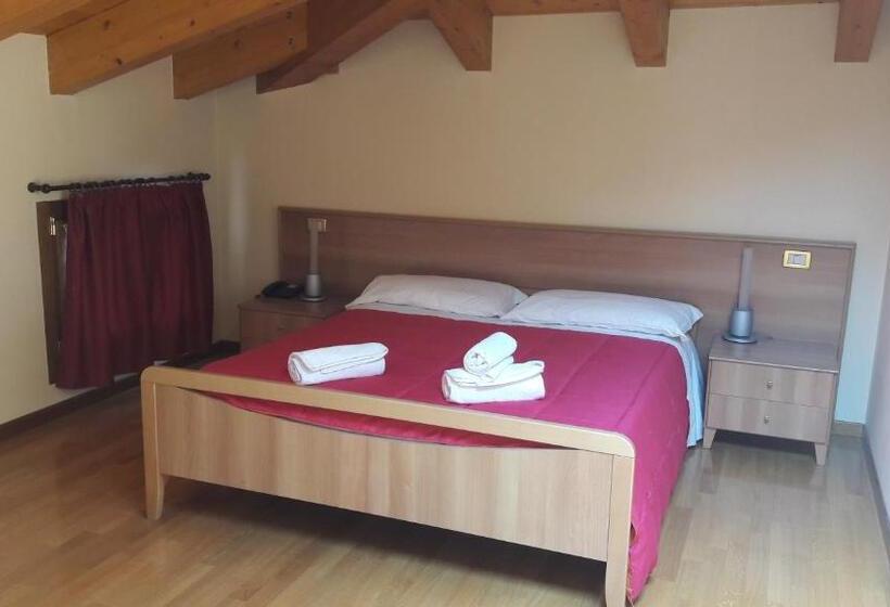 Номер Стандарт, Albergo Al Municipio