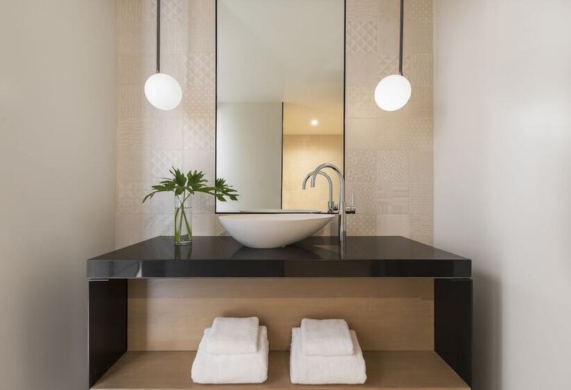 高级客房, Kimpton La Peer Hotel West Hollywood, An Ihg