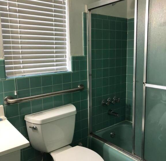 Апартаменты 1 Спальня Нижний Этаж, Maydee Suites In Florida