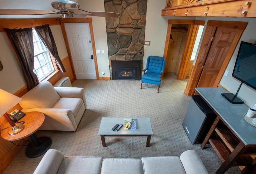 سوییت خانوادگی, New England Inn & Lodge