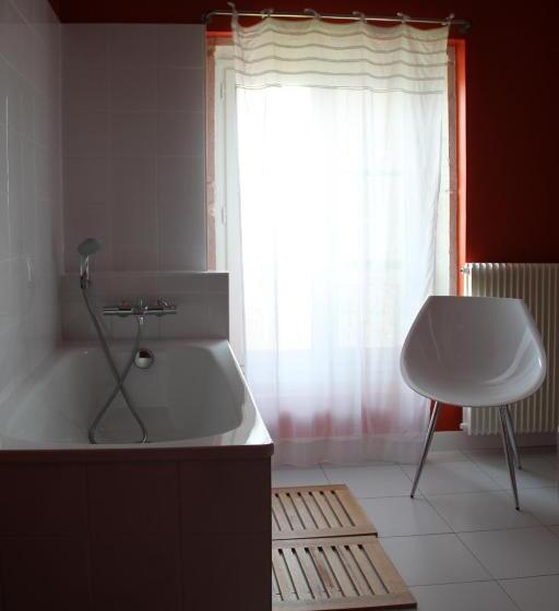 Номер Superior, Hôtel Courtille De Solutré